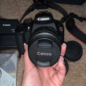 Canon camera EOS Rebel T5